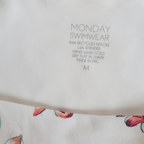 Monday bikini set - Picture 6 of 8